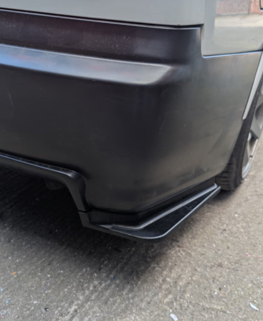 Valkyrie Spats - Nissan Skyline R34 GTR