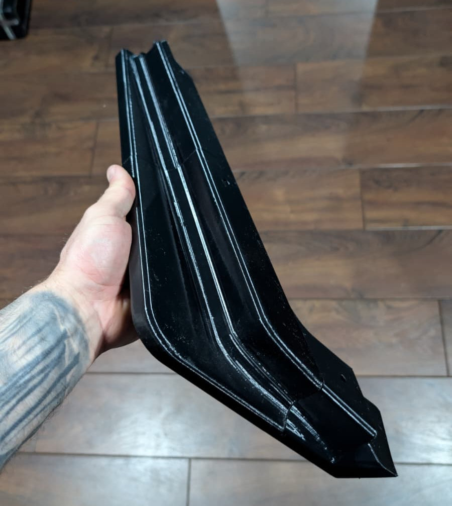 Valkyrie Spats - Nissan Skyline R34 GTR